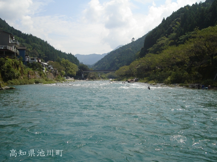 高知県池川町の清流